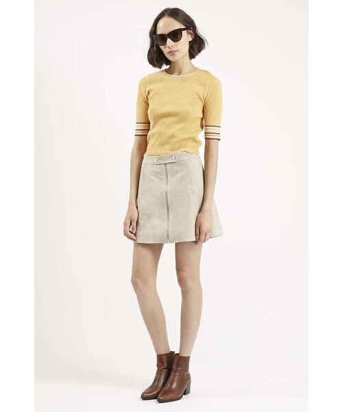 TOPSHOP（トップショップ）の「Tab button suede skirt（スカート・レディース・Gray・2/4/6/8/10/12）」の3枚目の写真