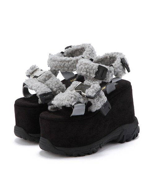 k3&co.（ケイスリーアンドコー）の「SNOW MOUNTAIN（シューズ・レディース・BLACK/GREY/KHAKI・3/4/5）」の2枚目の写真