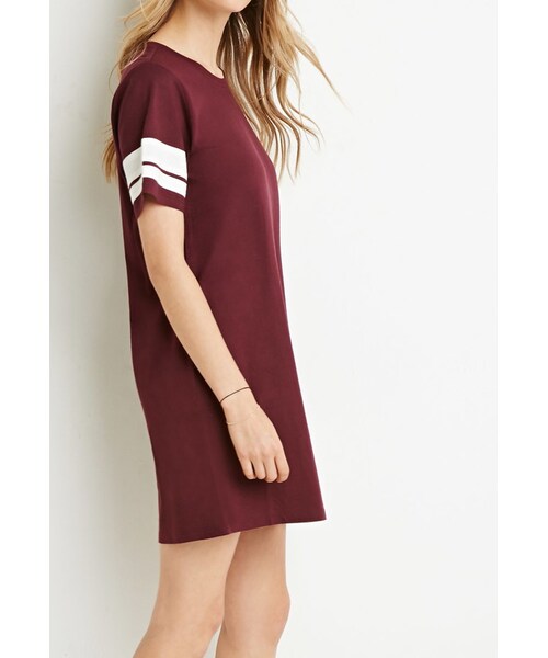 FOREVER 21(フォーエバー トゥエンティーワン)の「FOREVER 21 Varsity-Striped T-Shirt Dress(ワンピース・レディース・Black/Red/White・Small/Medium/Large)」の12枚目の写真