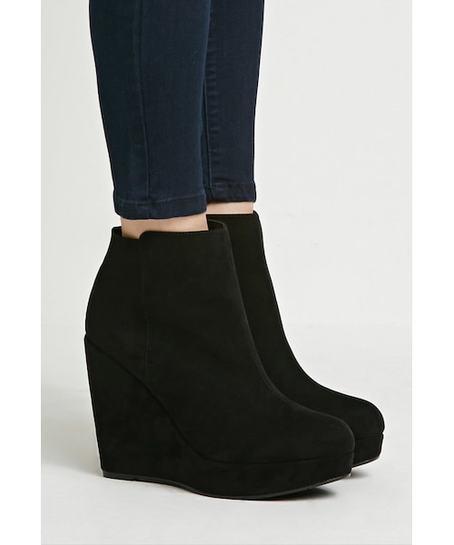 FOREVER 21(フォーエバー トゥエンティーワン)の「FOREVER 21 Faux Suede Wedge Booties(ブーツ・レディース・Black/Brown・5.5/6/6.5/7/7.5/8/8.5/9/10)」の9枚目の写真