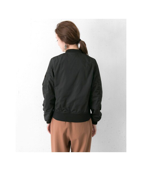 URBAN RESEARCH(アーバンリサーチ)の「ALPHA INDUSTRIES×URBAN RESEARCH iD 別注MA-1 ジャケット(ジャケット/アウター・レディース・BLACK/KHAKI/L.GREY・XS)」の14枚目の写真