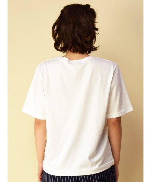 w closet(ダブルクローゼット)の「ポケット付きVネックTシャツ(トップス・レディース・オフホワイト/グレー※7/カーキ/ブラック※7・FREE)」の7枚目の写真