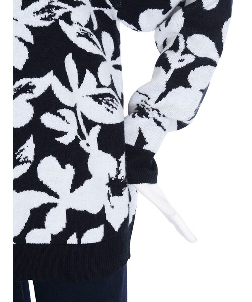 EMODA(エモダ)の「SHADOW FLOWER ニット(トップス・レディース・ホワイト/ブルー/ベージュ・F)」の10枚目の写真