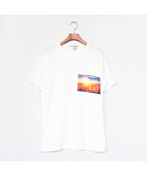 THE DAWN B(ダウンビー)の「Vibes Tee - Sunrise(トップス・White・L)」の1枚目の写真