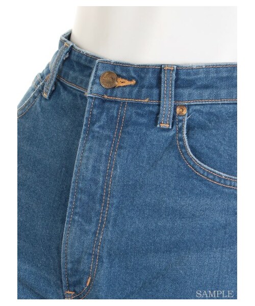 SNIDEL（スナイデル）の「Leeバギーパンツ（デニムパンツ・レディース・SAX/BLU・0/1）」の5枚目の写真