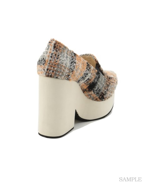 SNIDEL(スナイデル)の「スリッポンヒールパンプス(パンプス・レディース・ORG/BLKxWHT/BLK・S/M/L)」の5枚目の写真