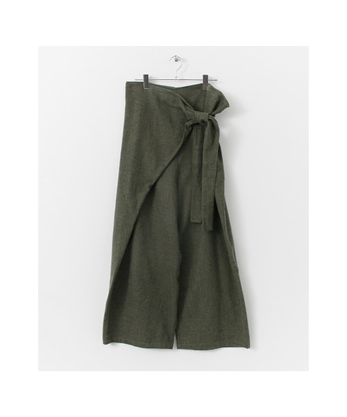 KBF（ケイビーエフ）の「タイパンツ（パンツ・レディース・GRAY/KHAKI/NAVY・one）」の2枚目の写真