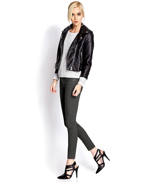 FOREVER 21(フォーエバー トゥエンティーワン)の「FOREVER 21 Favorite Ankle-Length Skinny Jeans(デニムパンツ・レディース・Gray・24/25/26/27/28/29/30)」の5枚目の写真