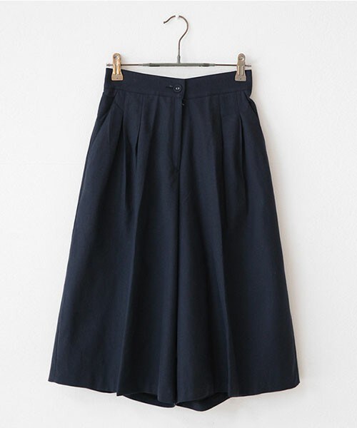 DHOLIC（ディーホリック）の「ディープカラーハーフ丈ガウチョパンツ（その他パンツ・レディース・ブラックグレー/ワイン/ディープグリーン/ネイビー・FREE）」の3枚目の写真