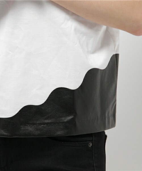 TOGA PULLA【モチーフジャージTシャツ】 TOGA PULLA（トーガ プルラ）の「TOGA PULLA モチーフジャージT