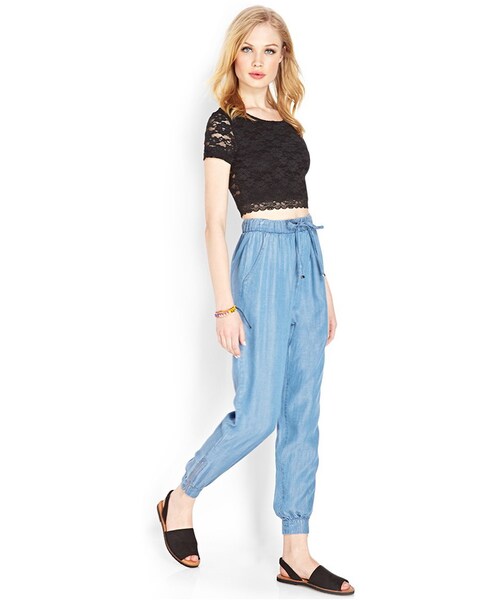 FOREVER 21（フォーエバー トゥエンティーワン）の「FOREVER 21 Zippered Chambray Joggers（その他パンツ・レディース・Blue・X-Small/Small/Medium）」の2枚目の写真