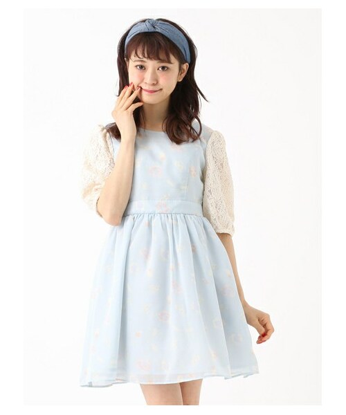 earth music&ecology(アースミュージックアンドエコロジー)の「レーススリーブフラワープリントワンピース(ワンピース/ドレス・レディース・ライトイエロー/サックスブルー/ピンクベージュ・S/M)」の1枚目の写真