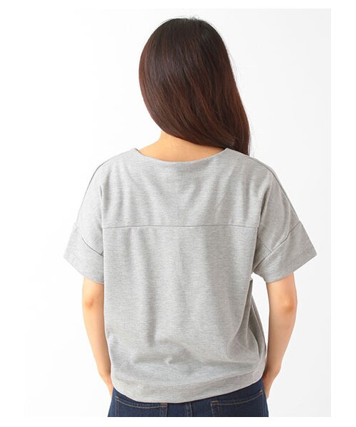 earth music&ecology（アースミュージックアンドエコロジー）の「襟ぐりタックビジュープルオーバー（トップス・レディース・オフホワイト/杢ライトグレー/ネイビー・F）」の6枚目の写真