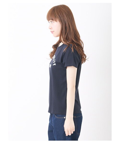 earth music&ecology(アースミュージックアンドエコロジー)の「ラバープリントロゴTシャツプルオーバー(トップス・レディース・オフホワイト/杢ライトグレー/ライトイエロー/ネイビー・S/M)」の6枚目の写真