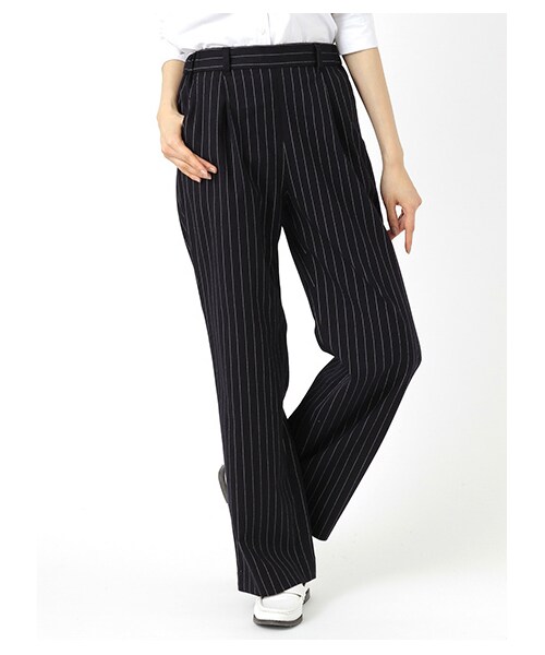 earth music&ecology（アースミュージックアンドエコロジー）の「ワイドパンツ（パンツ・レディース・ブラック/ネイビー・S/M）」の2枚目の写真