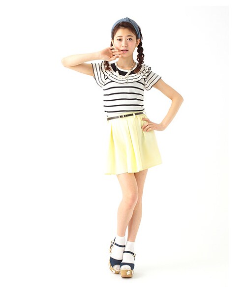 earth music&ecology（アースミュージックアンドエコロジー）の「ベルト付タックキュロットパンツ（パンツ・レディース・ライトピンク/ベージュ/ライトイエロー/ミント/ネイビー・F）」の6枚目の写真