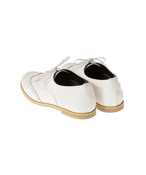 earth music&ecology（アースミュージックアンドエコロジー）の「ウィングチップシューズ（シューズ・レディース・オフホワイト/ブラック/ブラウン・23cm/23.5cm/24cm/24.5cm）」の5枚目の写真