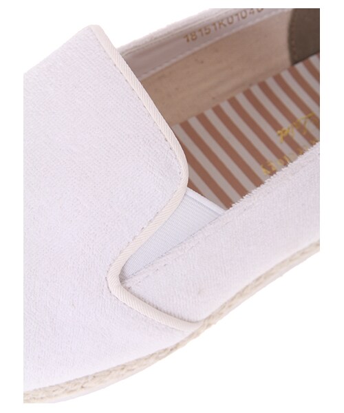 earth music&ecology（アースミュージックアンドエコロジー）の「＜WEB限定大きな・小さなサイズ＞パイルスリッポンシューズ（シューズ・レディース・ホワイト/グレー/ネイビー・25cm）」の8枚目の写真