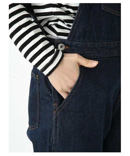 ehka sopo（エヘカソポ）の「デニムサロペット 1401390-12-13-11（オールインワン・サロペット・レディース・オフホワイト/ネイビー・M）」の7枚目の写真