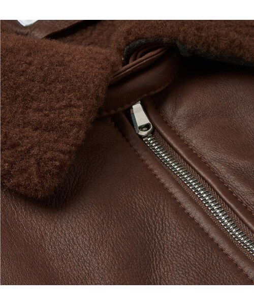 BRUNELLO CUCINELLI(ブルネロクチネリ)の「Brunello Cucinelli Shearling-Lined Leather Bomber Jacket(ライダースジャケット・メンズ・Brown・L/XXL)」の6枚目の写真