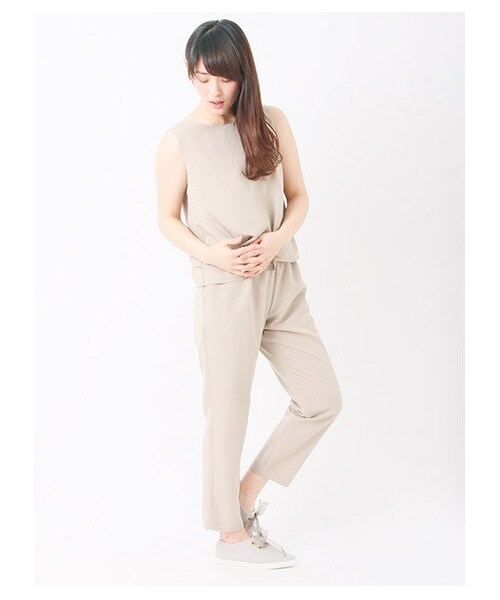 Te chichi(テチチ)の「サロペットパンツ 1401417-21-12-11(オールインワン・サロペット・レディース・ブラック/ベージュ/モカ・M)」の3枚目の写真