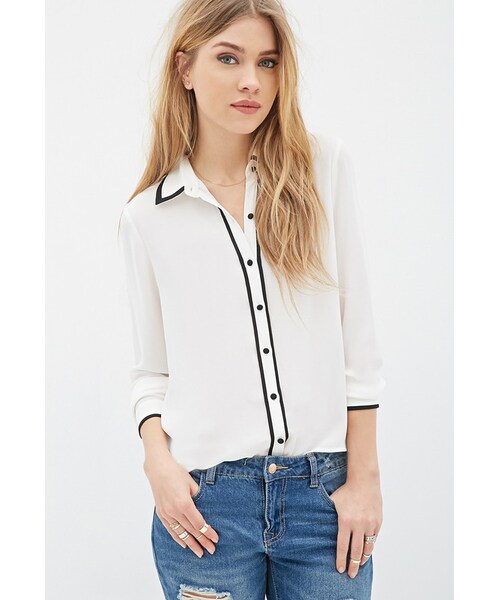 FOREVER 21(フォーエバー トゥエンティーワン)の「FOREVER 21 Contrast-Piped Chiffon Blouse(シャツ/ブラウス・レディース・White・Large)」の1枚目の写真