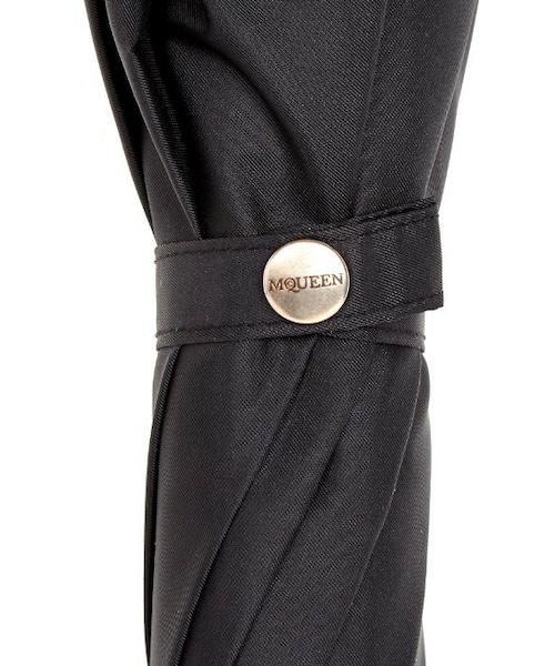 Alexander McQueen（アレキサンダーマックイーン）の「Alexander