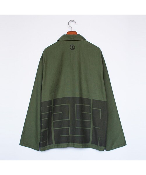 SASQUATCHfabrix.（サスクワァッチファブリックス）の「Love & Peace HANTEN Shirts（ジャケット/アウター・Khaki・M/L）」の2枚目の写真