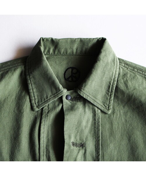 SASQUATCHfabrix.（サスクワァッチファブリックス）の「Love & Peace HANTEN Shirts（ジャケット/アウター・Khaki・M/L）」の3枚目の写真