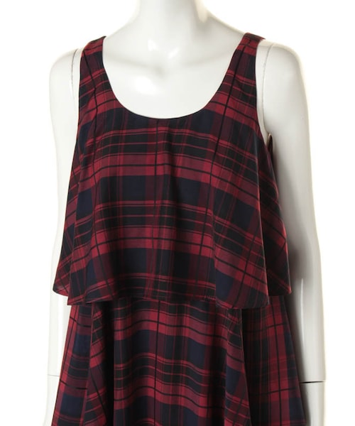 31 Sons de mode（トランテアン　ソン　ドゥ　モード）の「チェックティアードノースリワンピース（ワンピース/ドレス・レディース・レッド/グリーン・36）」の6枚目の写真
