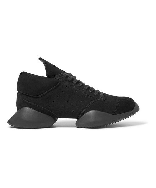 Rick Owens（リックオウエンス）の「+ adidas Suede Sneakers（シューズ・メンズ・Black・UK 5 (EU 39)/UK 6 (EU 40)/UK 7 (EU 41)/UK 7.5 (EU 41.5)/UK 8 (EU 42)/UK 8.5 (EU 42.5)/UK 9 (EU 43)/UK 9.5 (EU 43.5)/UK 10 (EU 44)/UK 10.5 (EU 44.5)/UK 11 (EU 45)/UK 12 (EU 46)）」の3枚目の写真