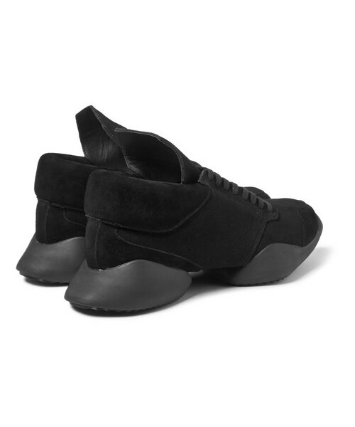 Rick Owens（リックオウエンス）の「+ adidas Suede Sneakers（シューズ・メンズ・Black・UK 5 (EU 39)/UK 6 (EU 40)/UK 7 (EU 41)/UK 7.5 (EU 41.5)/UK 8 (EU 42)/UK 8.5 (EU 42.5)/UK 9 (EU 43)/UK 9.5 (EU 43.5)/UK 10 (EU 44)/UK 10.5 (EU 44.5)/UK 11 (EU 45)/UK 12 (EU 46)）」の4枚目の写真