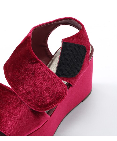 PAGEBOY（ページボーイ）の「【POINT×10】【PAGEBOY】ベルトウェッジサンダル（シューズ・レディース・ブラック/ベージュ/ピンク）」の8枚目の写真