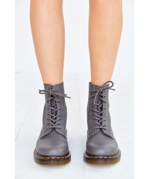 Dr. Martens（ドクターマーチン）の「Dr. Martens Pascal 8-Eye Boot（ブーツ・レディース・Gray/Blue・6/7/8/9/10）」の8枚目の写真