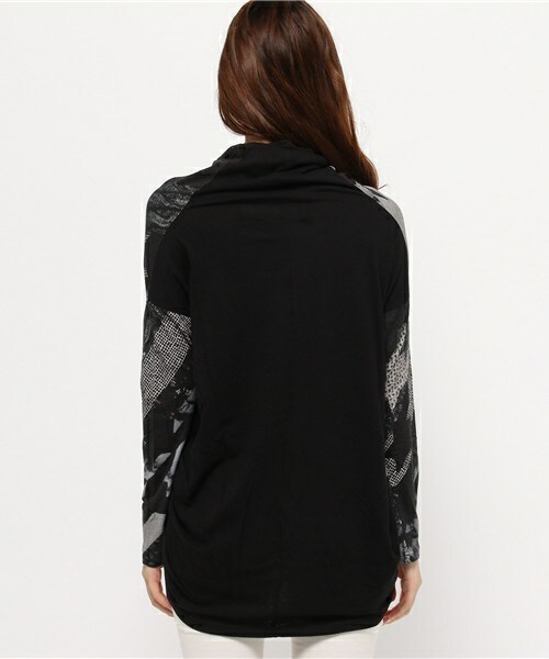 gomme（ゴム）の「ネックドレープＴシャツ（Tシャツ/カットソー・レディース・ブラック/ベージュ/ネイビー・MEDIUM）」の12枚目の写真