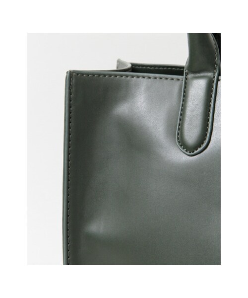 KBF（ケイビーエフ）の「スクエアーハンドバッグ（L）（バッグ・レディース・D/GREEN/L/BEIGE・L）」の8枚目の写真