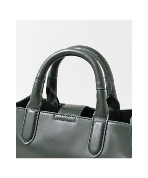 KBF（ケイビーエフ）の「スクエアーハンドバッグ（M）（バッグ・レディース・L/BEIGE/D/GREEN・M）」の7枚目の写真