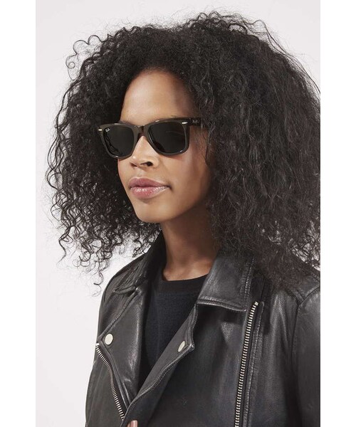 Ray-Ban（レイバン）の「Ray-ban **tortoise wayfarer（サングラス・レディース・Brown・ONE）」の3枚目の写真