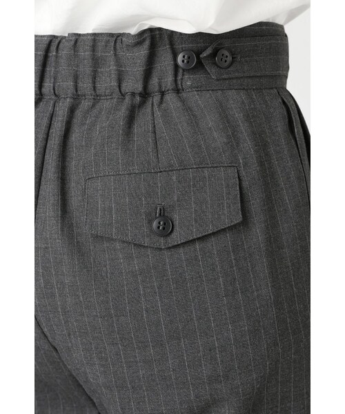 JOURNAL STANDARD（ジャーナルスタンダード）の「《予約》TRストライプランダムタックテーパードパンツ◆（パンツ・レディース・グレー/ネイビー・36/38/40）」の9枚目の写真