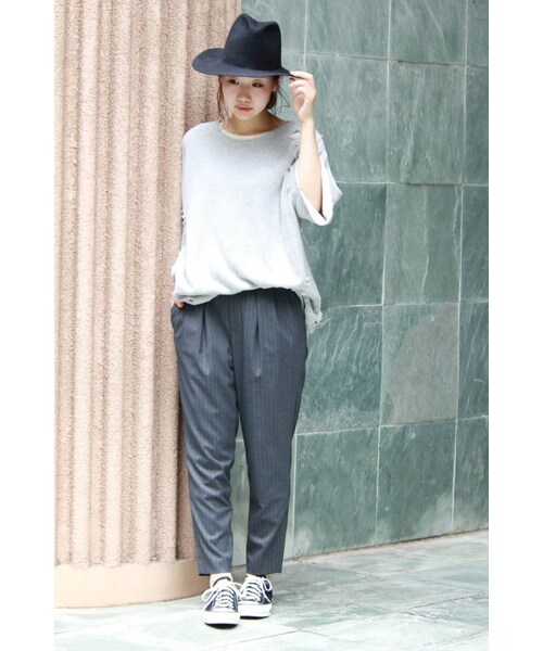 JOURNAL STANDARD（ジャーナルスタンダード）の「《予約》TRストライプランダムタックテーパードパンツ◆（パンツ・レディース・グレー/ネイビー・36/38/40）」の16枚目の写真
