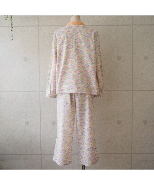 STORES.jp（ストアーズドットジェーピー）の「ikat柄コットンカディパジャマ（ルームウェア/パジャマ・レディース・その他）」の3枚目の写真