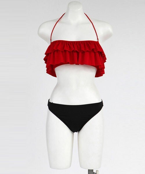 DHOLIC(ディーホリック)の「レッド&ブラックミニフリルビキニ(水着・レディース・レッドA/レッドB・FREE)」の2枚目の写真