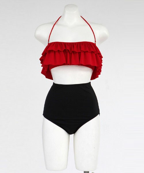 DHOLIC(ディーホリック)の「レッド&ブラックミニフリルビキニ(水着・レディース・レッドA/レッドB・FREE)」の1枚目の写真