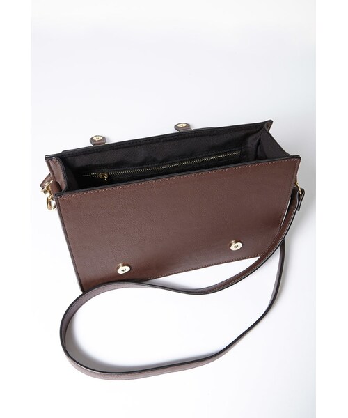 FOREVER 21（フォーエバー トゥエンティーワン）の「FOREVER 21 Faux Leather Messenger Bag（ショルダーバッグ・レディース・Black/Brown・One size）」の10枚目の写真