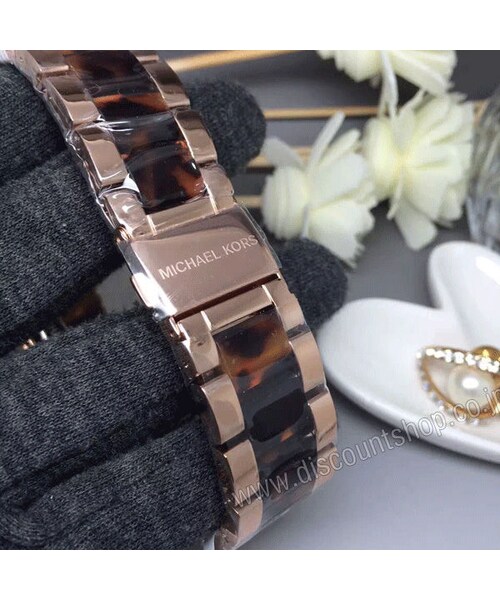 GIORGIO ARMANI（ジョルジオアルマーニ）の「MICHAEL KORS マイケル