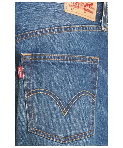 Levi's(リーバイス)の「Levi's® 501 'Super Cuff' Boyfriend Jeans (Port Side)(デニムパンツ・レディース・Blue・24/25/26/27/28/29/30/31/32)」の3枚目の写真