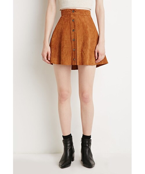 FOREVER 21（フォーエバー トゥエンティーワン）の「FOREVER 21 Buttoned Suede Skirt（スカート・レディース・Red/Black/Brown・X-Small/Small/Medium/Large）」の7枚目の写真