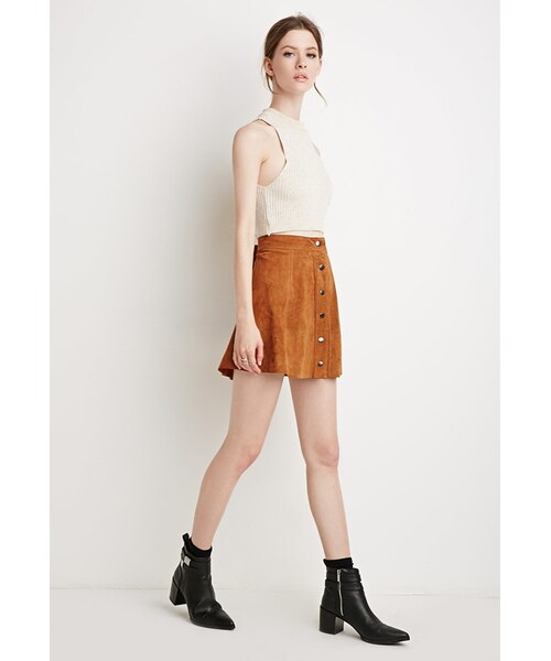 FOREVER 21（フォーエバー トゥエンティーワン）の「FOREVER 21 Buttoned Suede Skirt（スカート・レディース・Red/Black/Brown・X-Small/Small/Medium/Large）」の5枚目の写真
