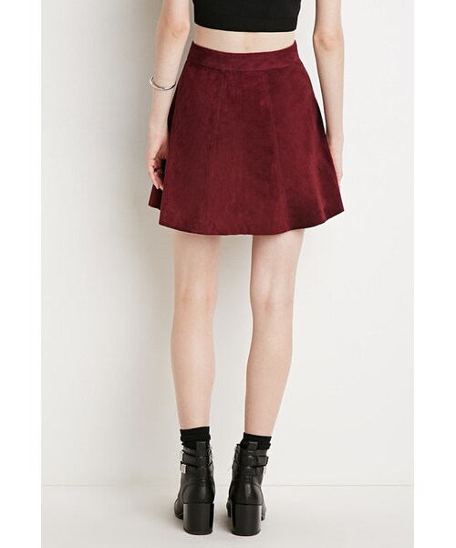 FOREVER 21（フォーエバー トゥエンティーワン）の「FOREVER 21 Buttoned Suede Skirt（スカート・レディース・Red/Black/Brown・X-Small/Small/Medium/Large）」の6枚目の写真