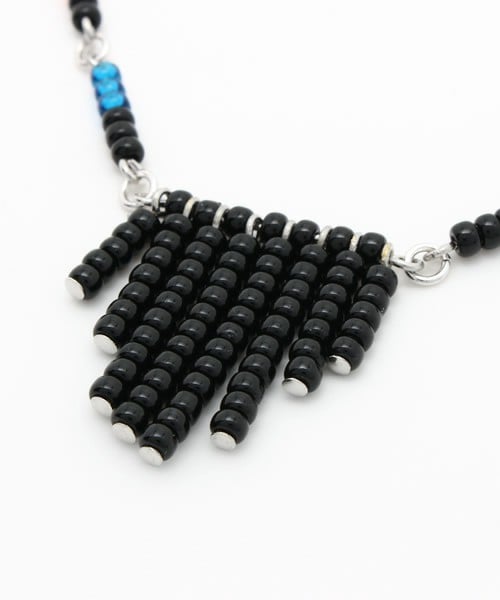 DISCOVERED（ディスカバード）の「DISCOVERED ビーズネックレス（ネックレス・メンズ・ブラック/ライトブルー・FREE）」の5枚目の写真